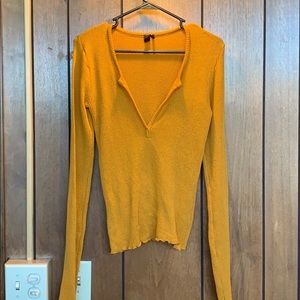 Out From Under UO V-neck sweater top
